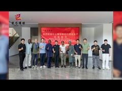 ¡Cara bienvenida a los líderes del sargento y a los clientes nigerianos para visitarlos y guiarlos!