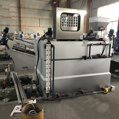 La caja 500L/H tres integró el tratamiento de aguas residuales del dispositivo de PAM Dry Powder Automatic Dosing