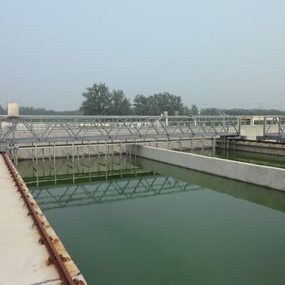 Raspador de barro que viaja de acero inoxidable horizontal para tratamiento de aguas residuales