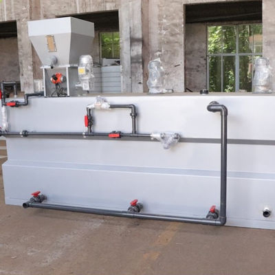 Dispositivo de dosificación automática de floculante PAM / PAC para fosfato integrado