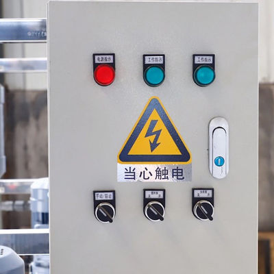 Sistema de dosificación químico automático 5500L/H de la corrosión anti de la eficacia alta