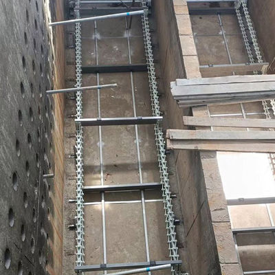 El PLC controla el raspador no metálico el 1-18m de la escoria de la placa de cadena del sistema del raspador de barro