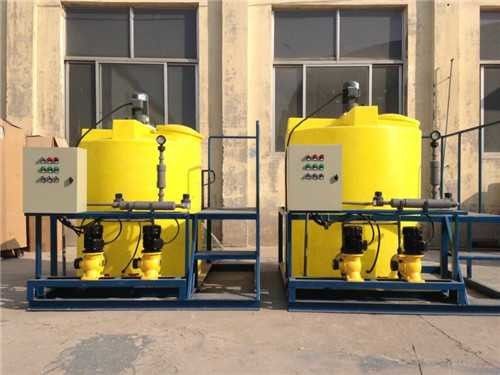 Unidad de dosificación química de relleno automática 1000L/H amarillo