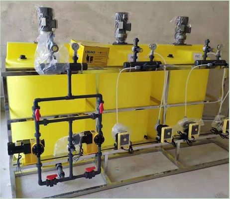 Lanzamiento lento de 1000L/H PE Pac Pam Flocculant Automatic Dosing Machine que disuelve