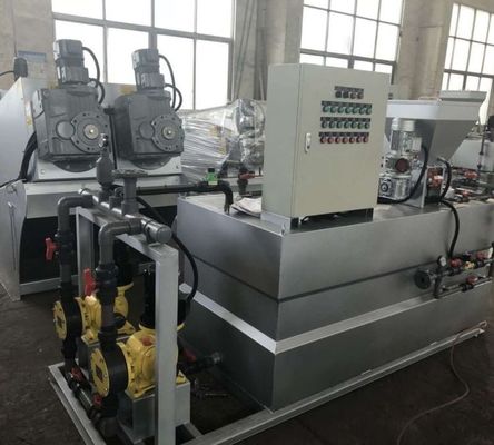 Equipo de dosificación bajo ácido del floculante de 2000L/H PAM Automatic Dosing System Chloride