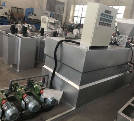 Equipo de dosificación bajo ácido del floculante de 2000L/H PAM Automatic Dosing System Chloride