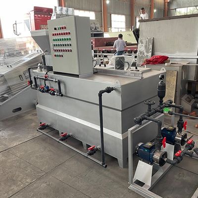 1500L/H integró el dispositivo de dosificación automático PAC/PAM Chlorine Acid Alkali Dosing