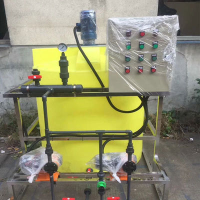 Sistema de dosificación automático líquido químico para el tratamiento de aguas residuales de la planta colorante
