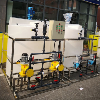 Sistema de dosificación automático líquido químico para el tratamiento de aguas residuales de la planta colorante