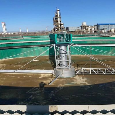 El tanque de sedimentación periférico de acero inoxidable del raspador de barro de la impulsión del medio puente
