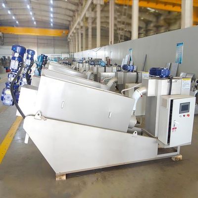 Equipo de deshidratación de lodo de planta química de prensa de tornillo completamente automático
