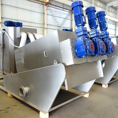 Equipo de deshidratación de lodo de planta química de prensa de tornillo completamente automático