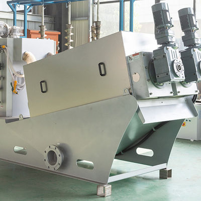 el barro espiral 100m3/H que deseca trabaja a máquina el equipo SUS316L del tratamiento del barro