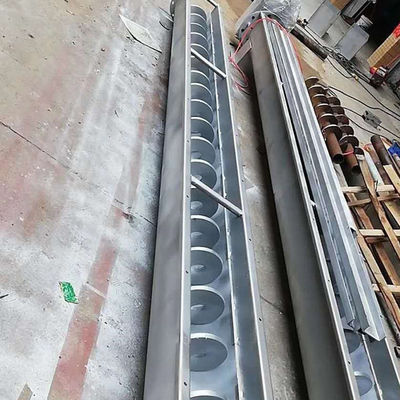 Tipo máquina SS316L 1-10t/h de U del transportador de tornillo del taladro del polvo del barro de Shaftless