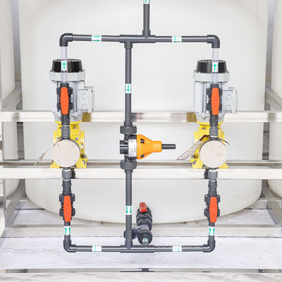 Mezcla de disolución de dosificación automática completa de la máquina 4500L/H integrada