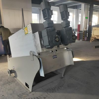 máquina de desecación del barro de la prensa de tornillo 90-150kg/H para la fábrica de impresión y de teñido