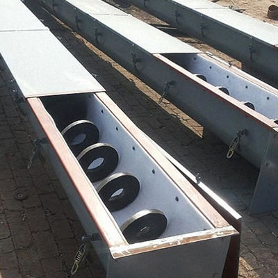 la longitud del 1~100m automatizó el transportador de tornillo de acero de Shaftless de carbono para el polvo del grano del cemento