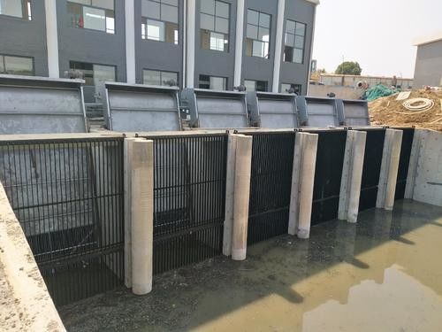Pantalla de barra mecánica 3.0KW, aguas residuales inoxidables de la pantalla de barra de acero