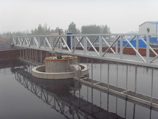 El cinc lleno de la impulsión del perímetro del sistema del raspador de barro del puente plateó